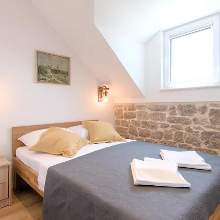 Cozy In With Wifi * Imotski